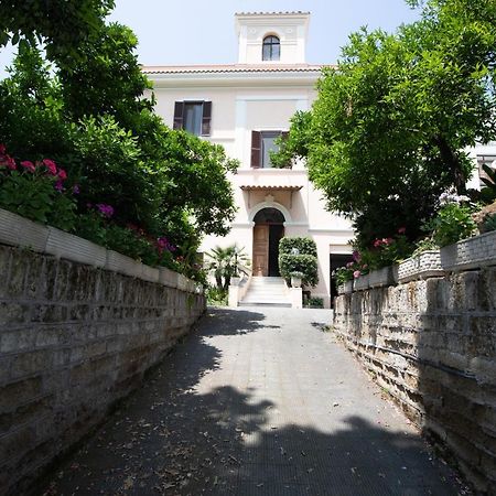 Domus Cordara - Splendido Appartamento Nel Verde Rome Buitenkant foto